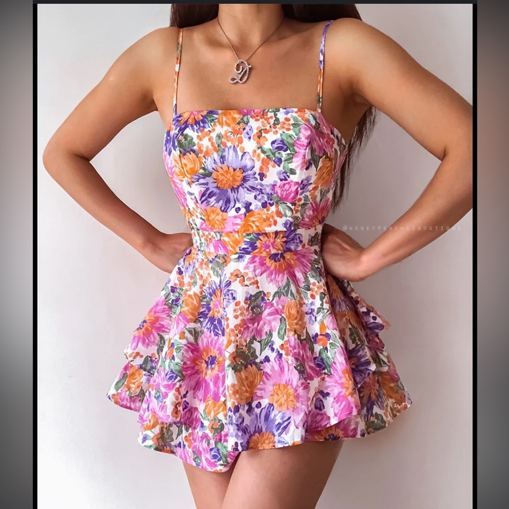 Selfie Leslie size S small floral playsuit romper Mia purple orange floral